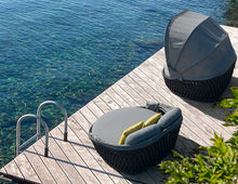 Load image into Gallery viewer, COUTURE Jardin HUG Daybed with Canopy SKU HU70
